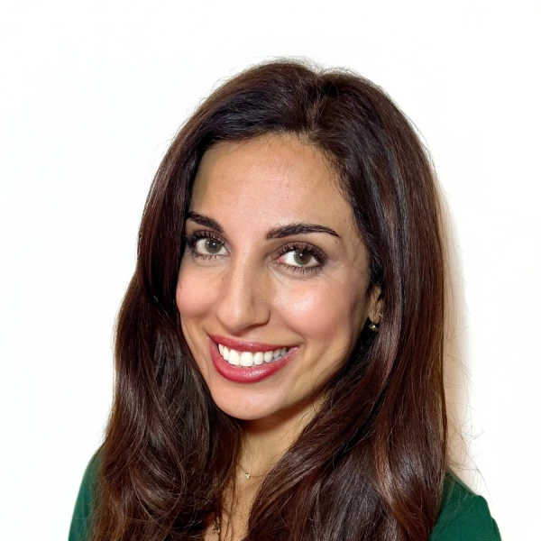 Dr Simran Bedi